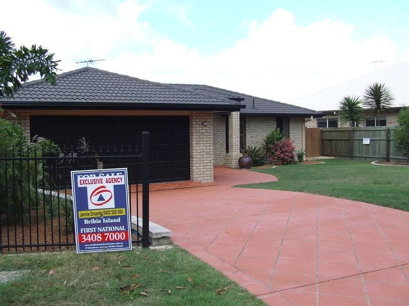 Sandstone Point QLD 4511