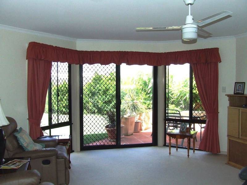 Sandstone Point QLD 4511