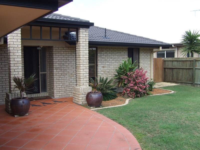 Sandstone Point QLD 4511