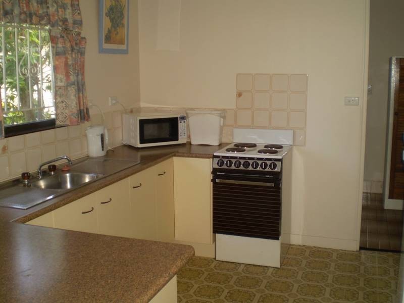 29 Wattle Ave, Bribie Island QLD 4507