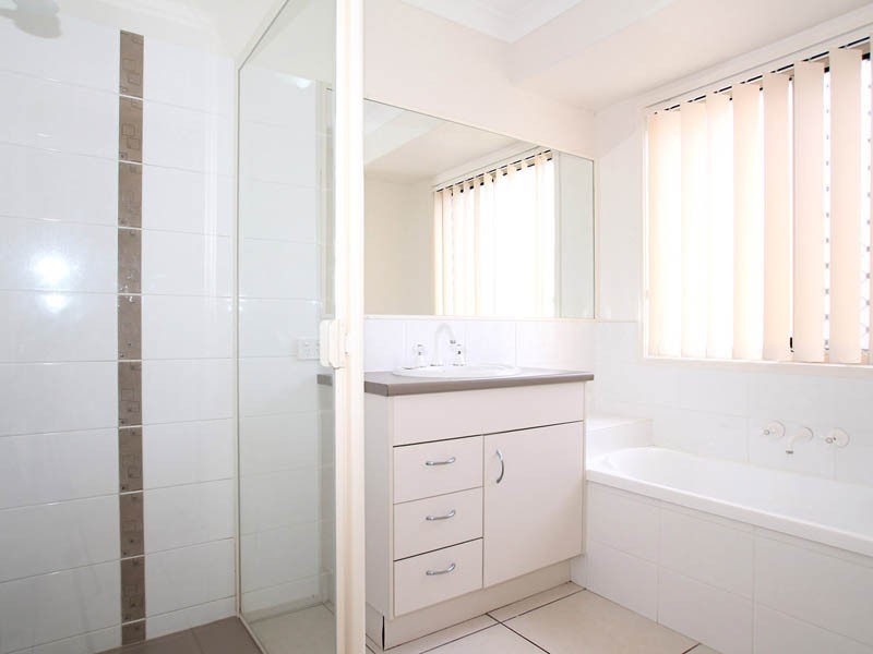 Sandstone Point QLD 4511