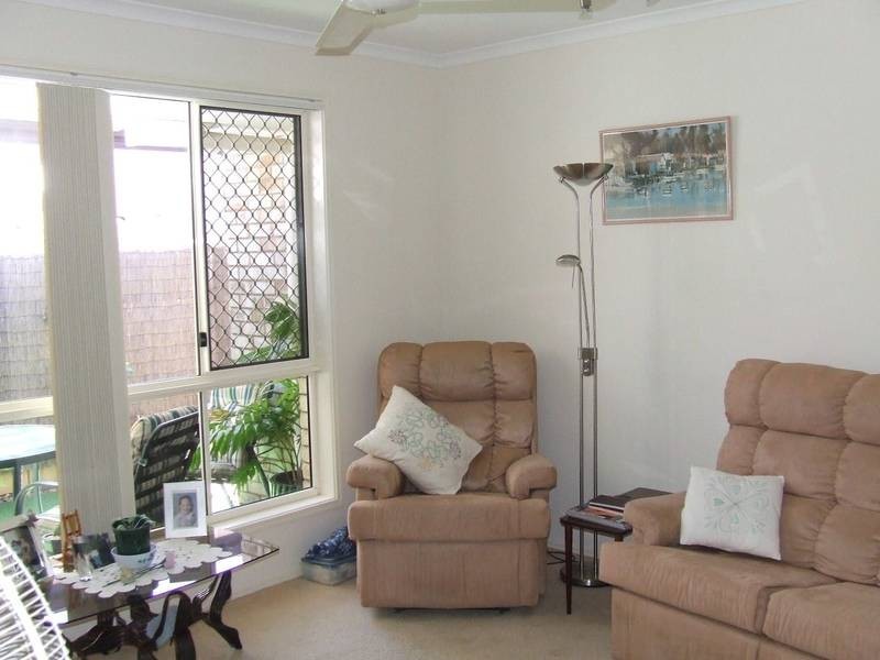 43 Corrimal Place, Sandstone Point QLD 4511