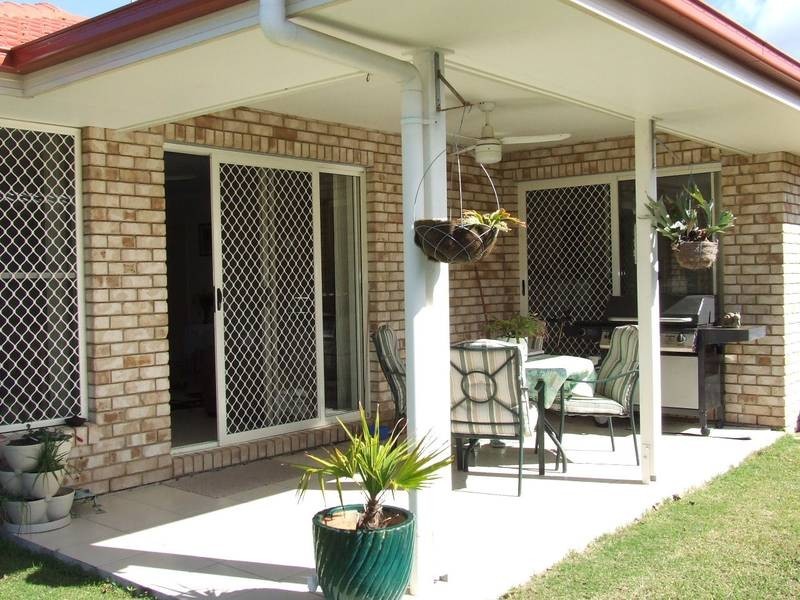 43 Corrimal Place, Sandstone Point QLD 4511