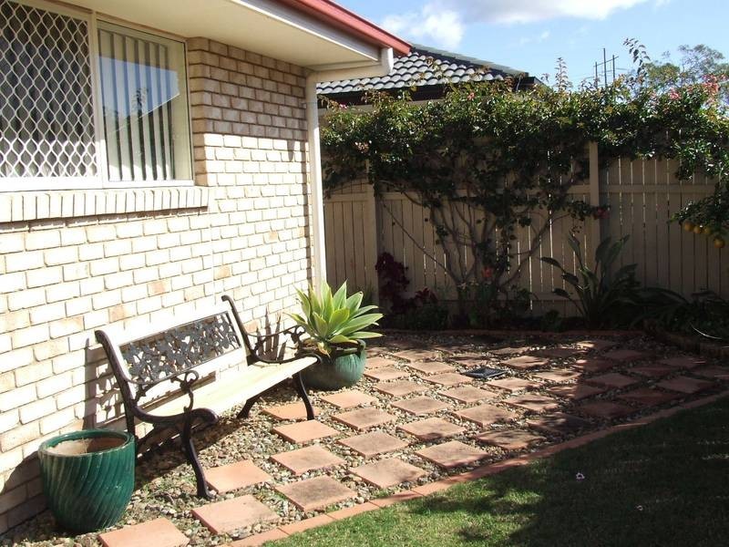43 Corrimal Place, Sandstone Point QLD 4511