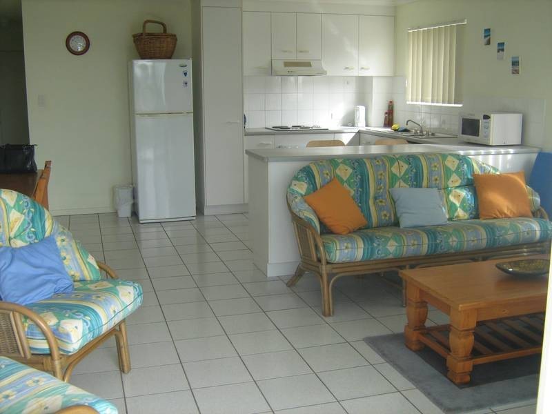 4/64 Rickman, Bribie Island QLD 4507