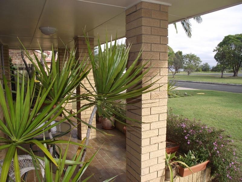 6 Elizabeth Batts Court, Banksia Beach QLD 4507