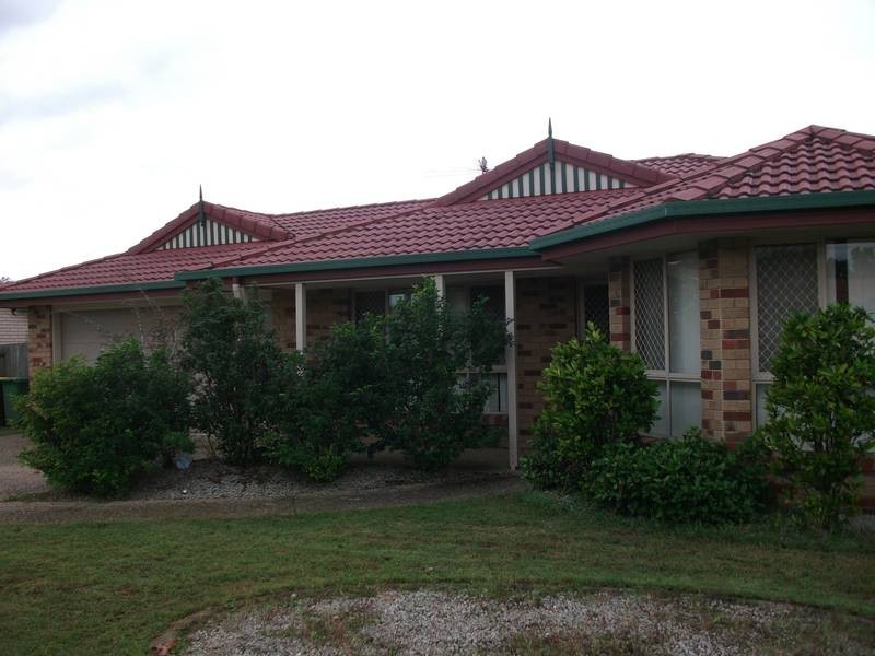 178 Bestman Rd, Sandstone Point QLD 4511