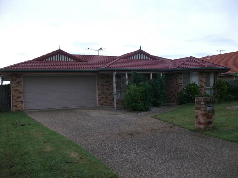 178 Bestman Rd, Sandstone Point QLD 4511