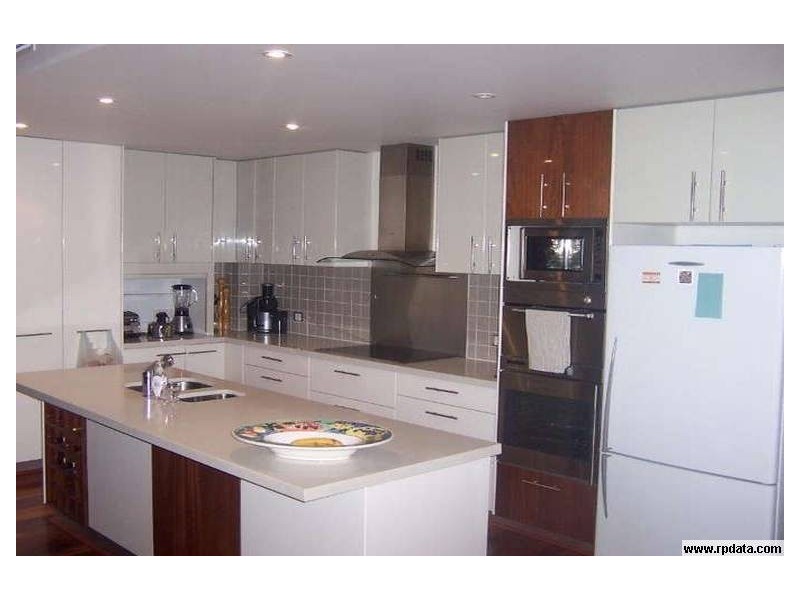 Sandstone Point QLD 4511