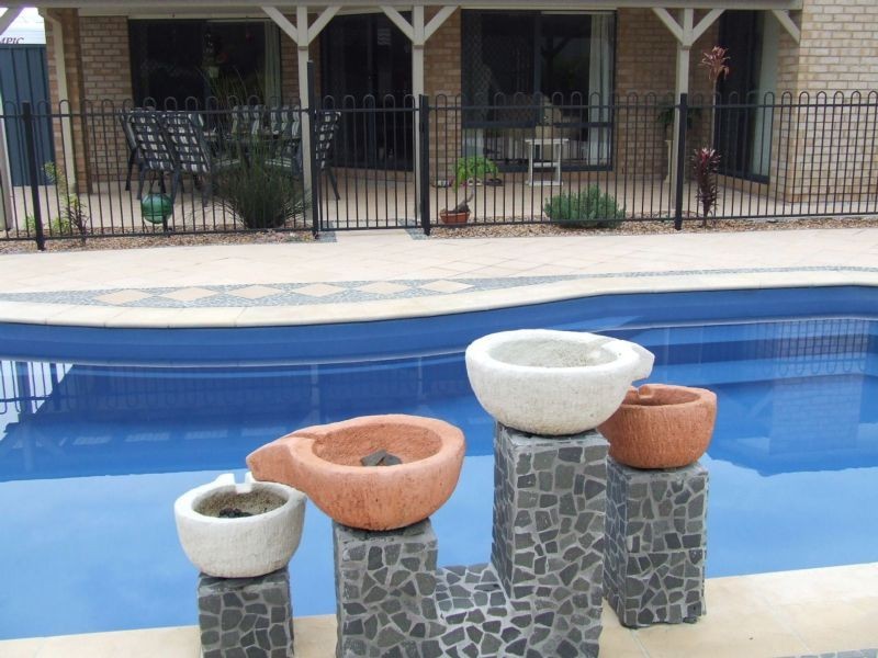 6 Dunwich Ct, Sandstone Point QLD 4511