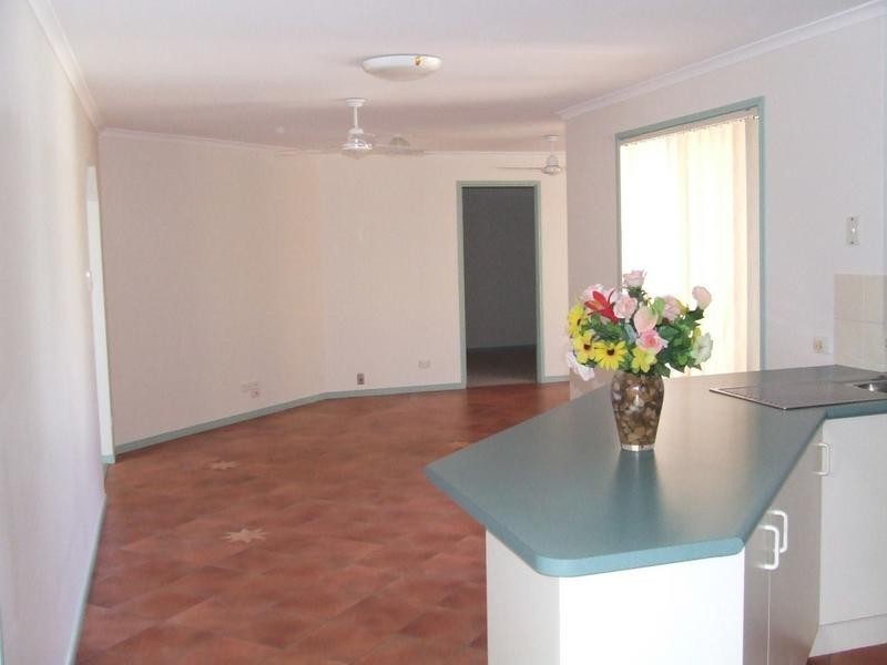 Sandstone Point QLD 4511