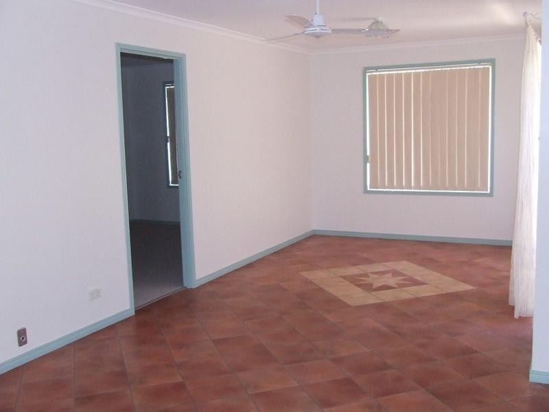 Sandstone Point QLD 4511