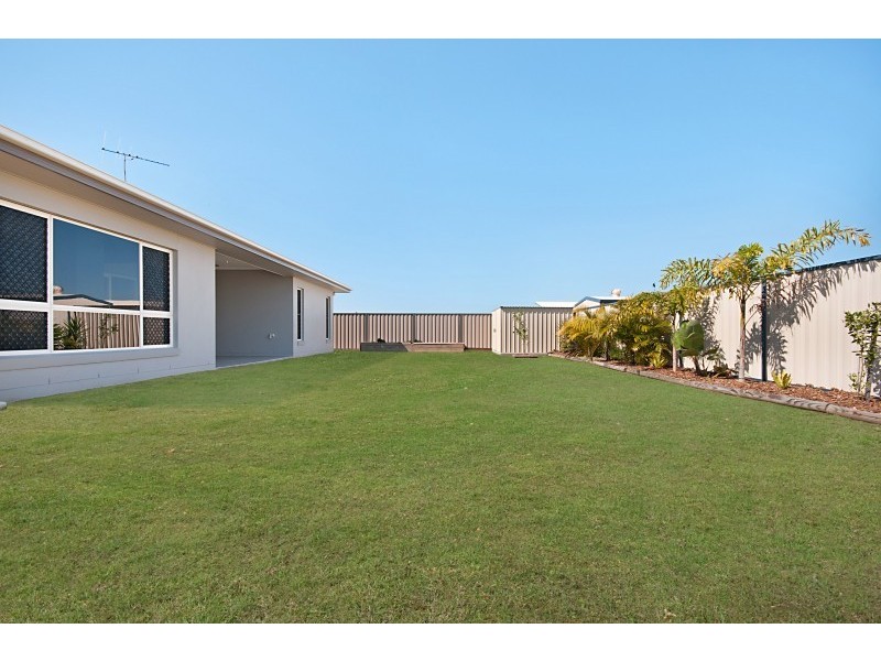 64 Pentas Drive, Bongaree QLD 4507