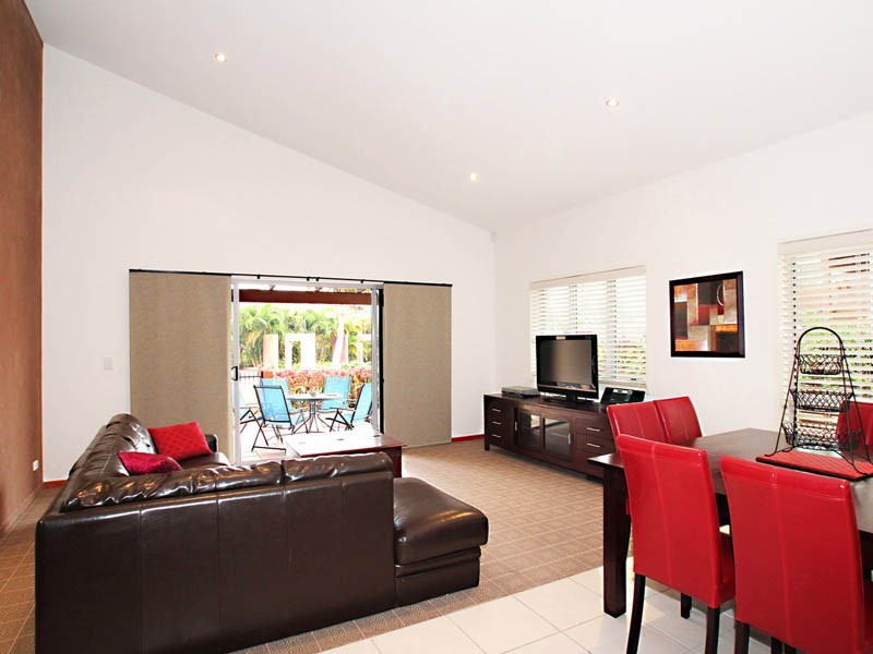 Sandstone Point QLD 4511