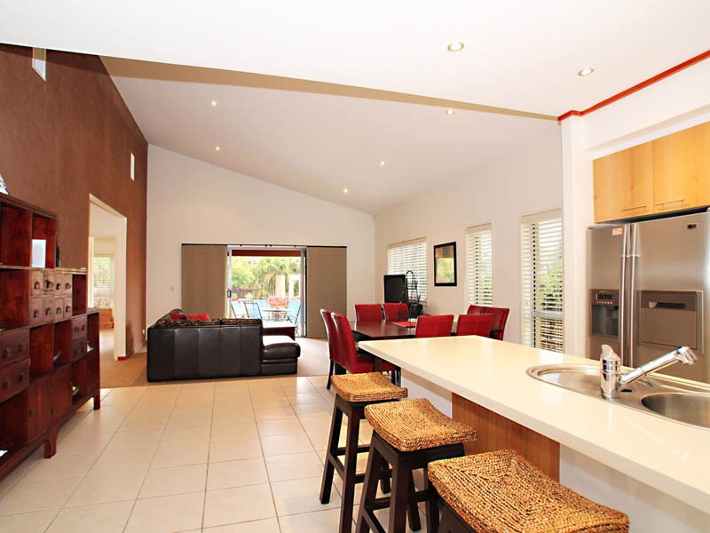 Sandstone Point QLD 4511