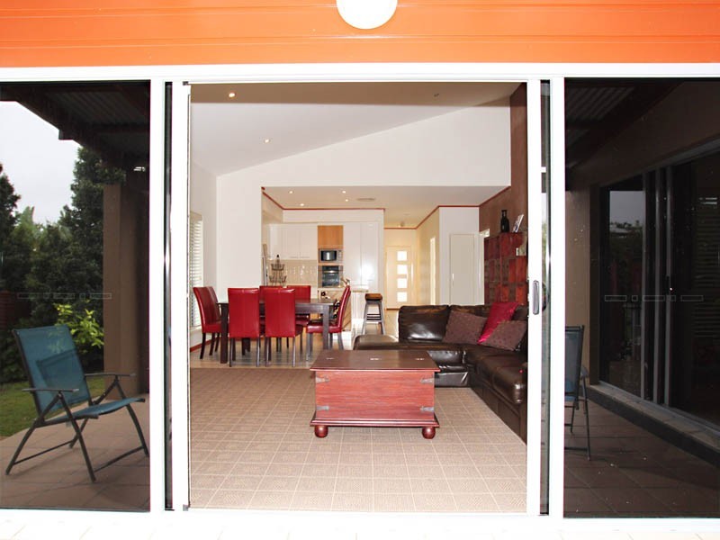 Sandstone Point QLD 4511