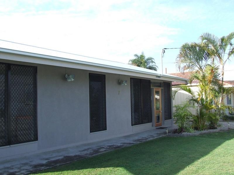 7 Crane Street, Bongaree QLD 4507