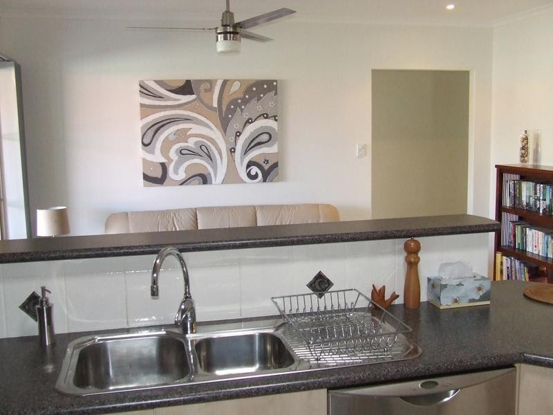 Sandstone Point QLD 4511