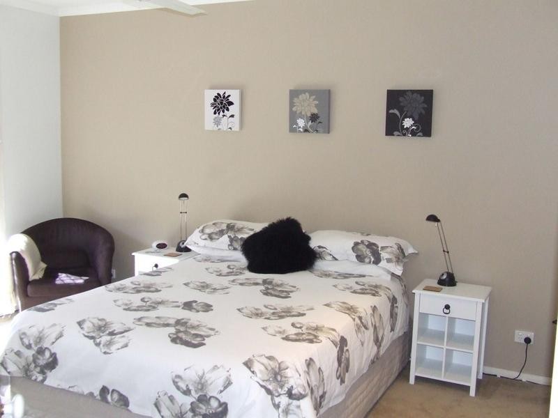 Sandstone Point QLD 4511