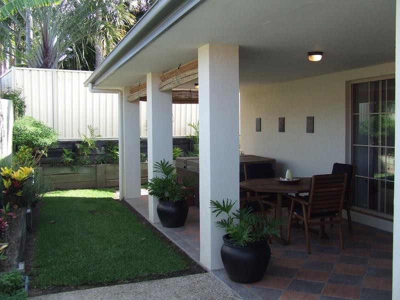 Sandstone Point QLD 4511