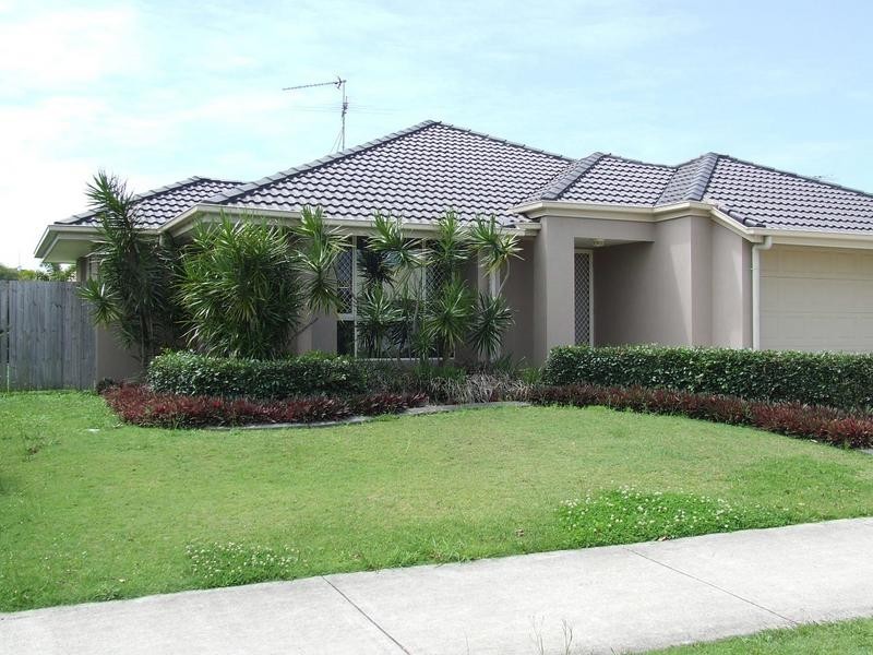 264 Bestmann Road, Sandstone Point QLD 4511