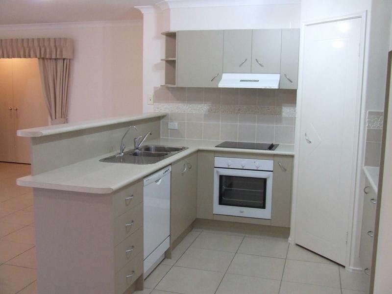 264 Bestmann Road, Sandstone Point QLD 4511