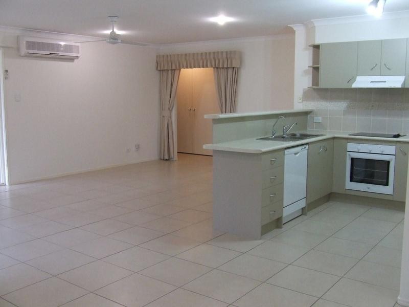 264 Bestmann Road, Sandstone Point QLD 4511