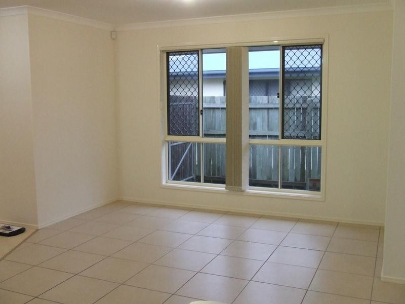 264 Bestmann Road, Sandstone Point QLD 4511