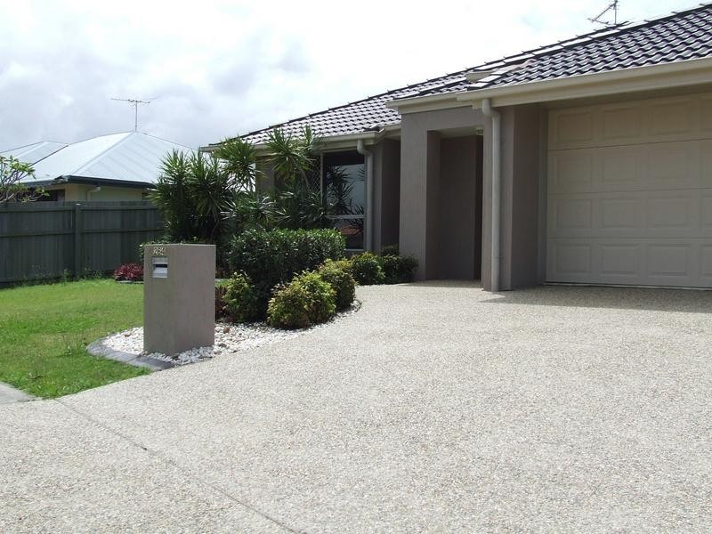 264 Bestmann Road, Sandstone Point QLD 4511