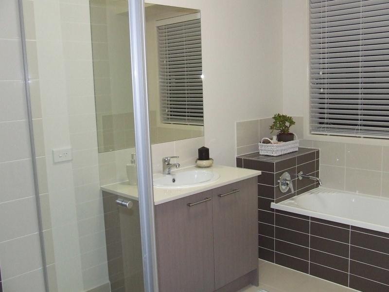 Sandstone Point QLD 4511