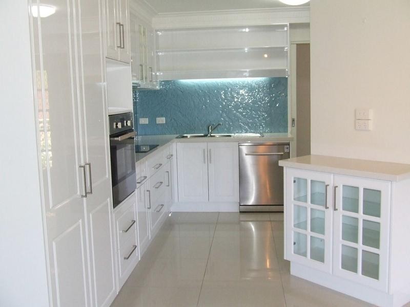 2/15 Toorbul Street, Bongaree QLD 4507