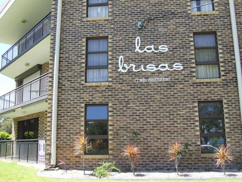 2/15 Toorbul Street, Bongaree QLD 4507