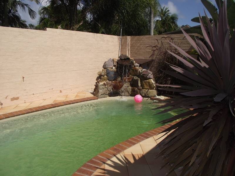 Sandstone Point QLD 4511