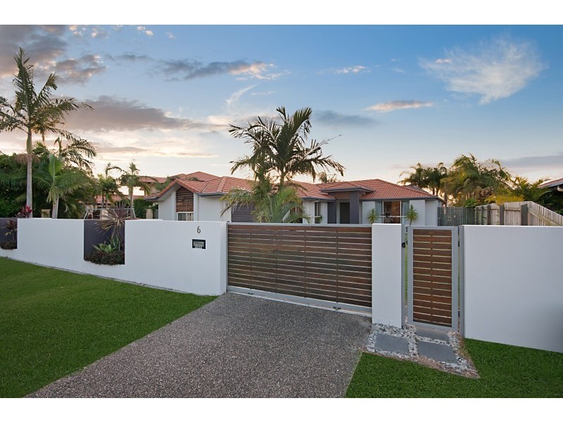6 Trimaran Court, Banksia Beach QLD 4507