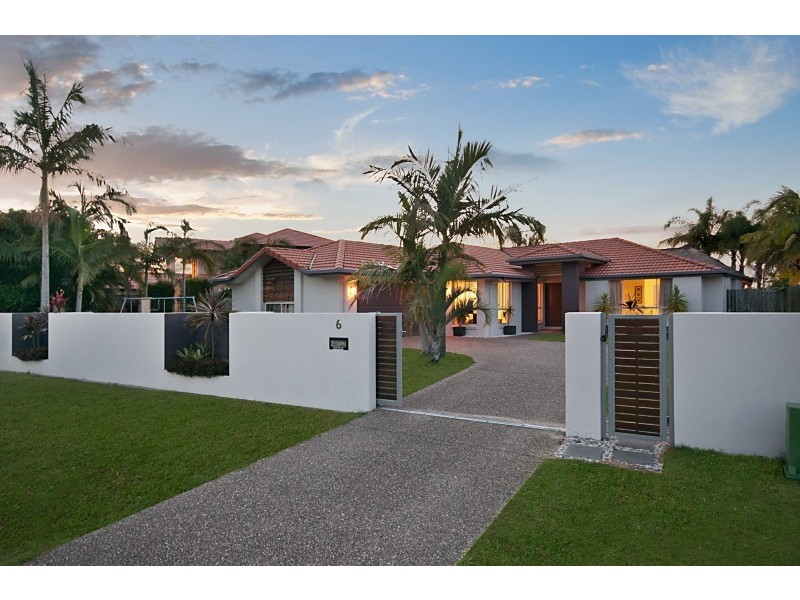 6 Trimaran Court, Banksia Beach QLD 4507