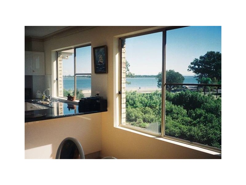 7/7 South Esplanade, Bongaree QLD 4507