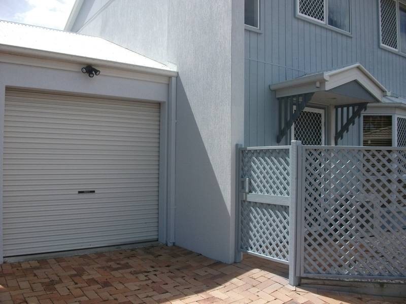 1/17 Rosella, Bongaree QLD 4507