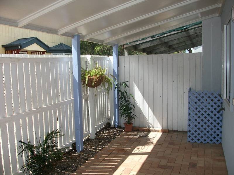 1/17 Rosella, Bongaree QLD 4507