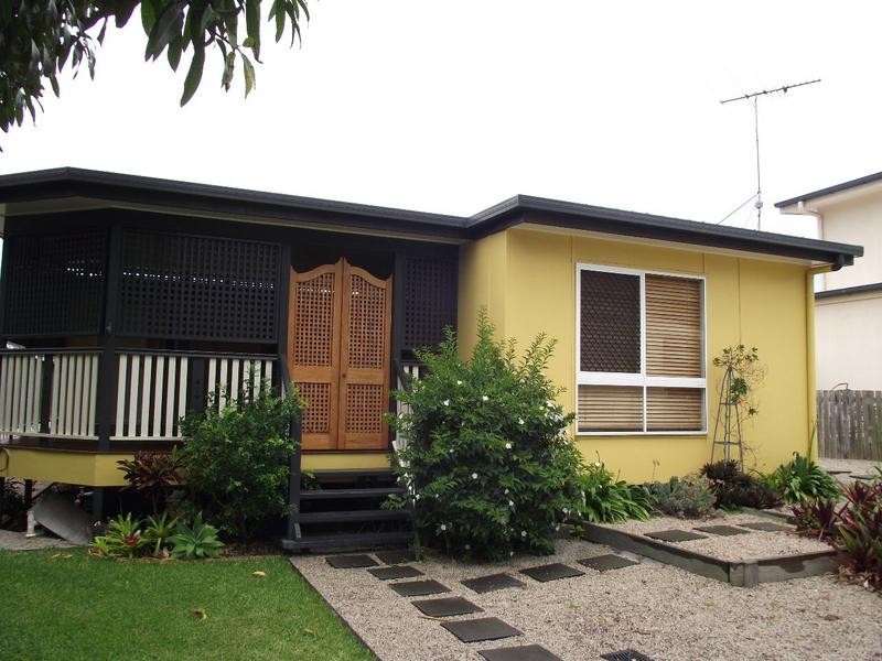 36 Cumming Street, Bongaree QLD 4507