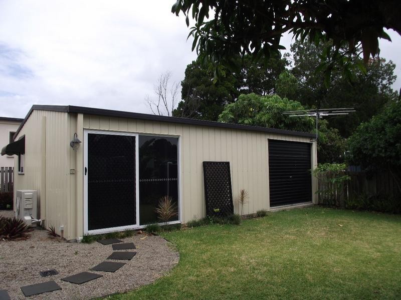 36 Cumming Street, Bongaree QLD 4507