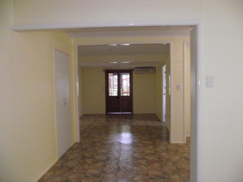 36 Cumming Street, Bongaree QLD 4507