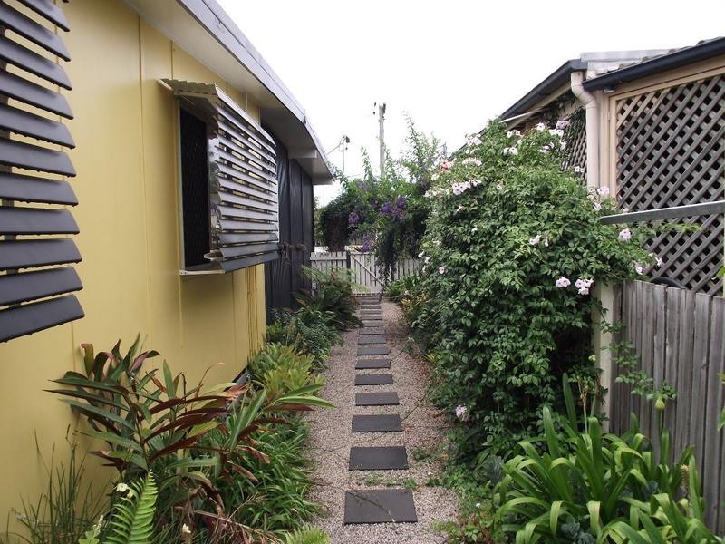 36 Cumming Street, Bongaree QLD 4507