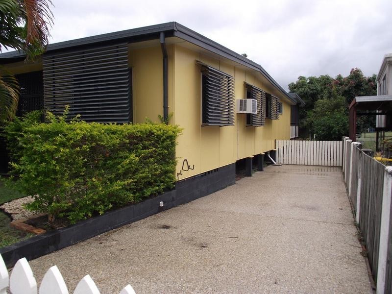 36 Cumming Street, Bongaree QLD 4507