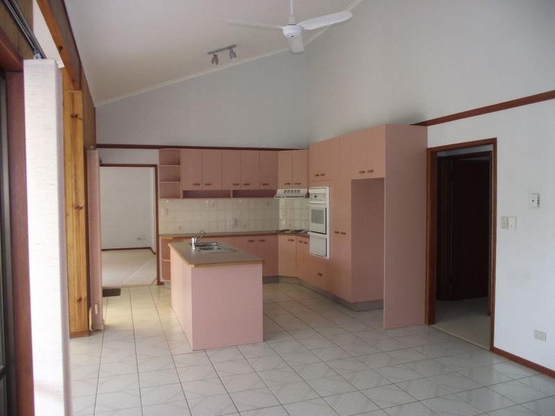 19 Jacaranda Street, Bongaree QLD 4507