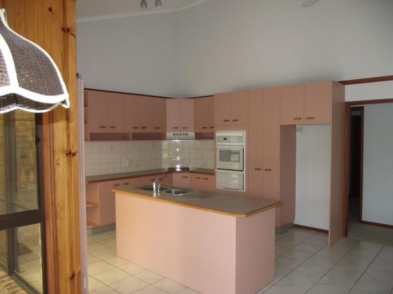 19 Jacaranda Street, Bongaree QLD 4507