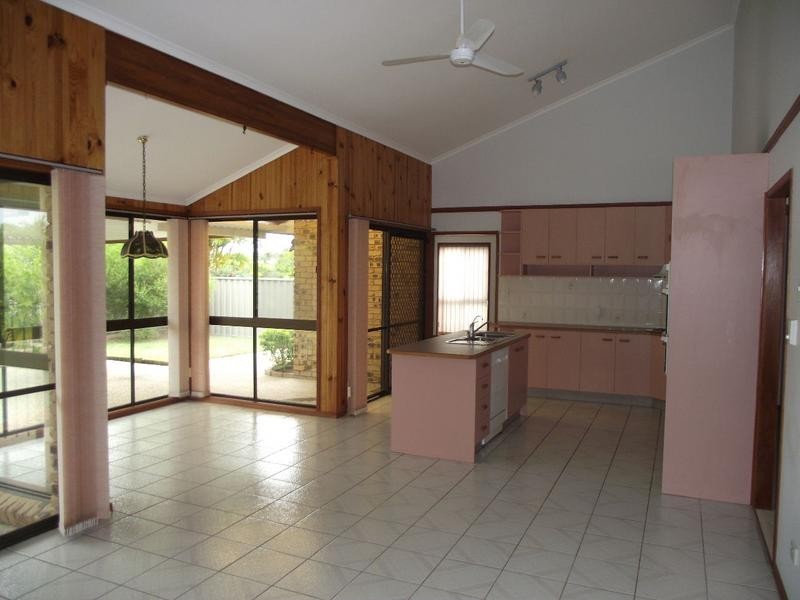 19 Jacaranda Street, Bongaree QLD 4507