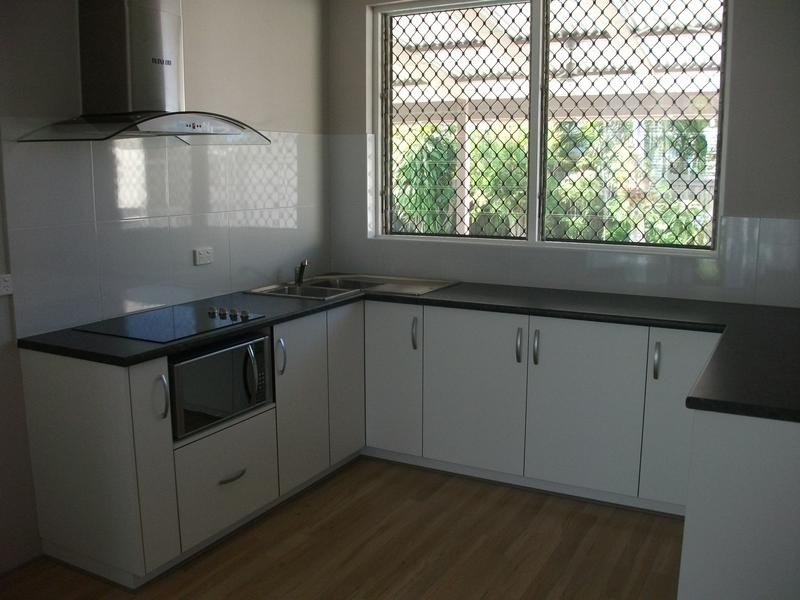 7 Crane, Bongaree QLD 4507