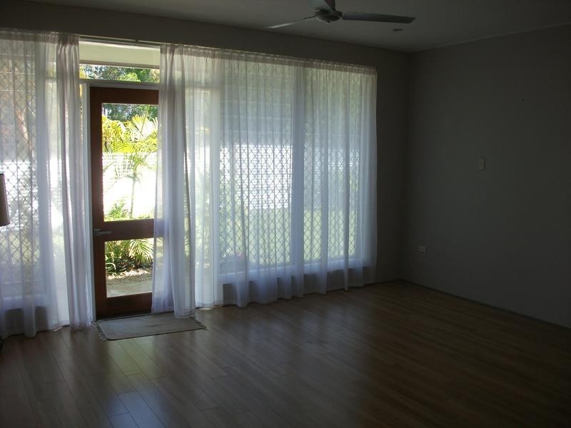 7 Crane, Bongaree QLD 4507