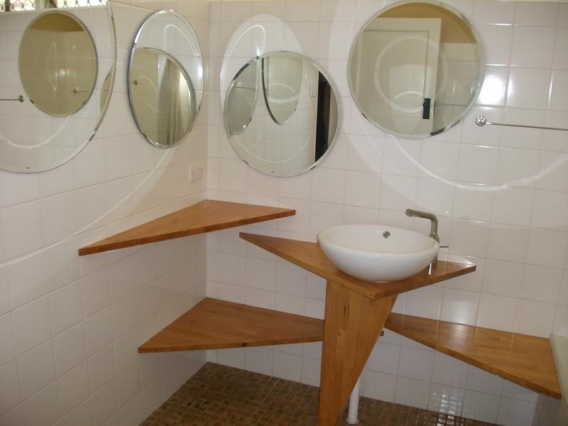 7 Crane, Bongaree QLD 4507