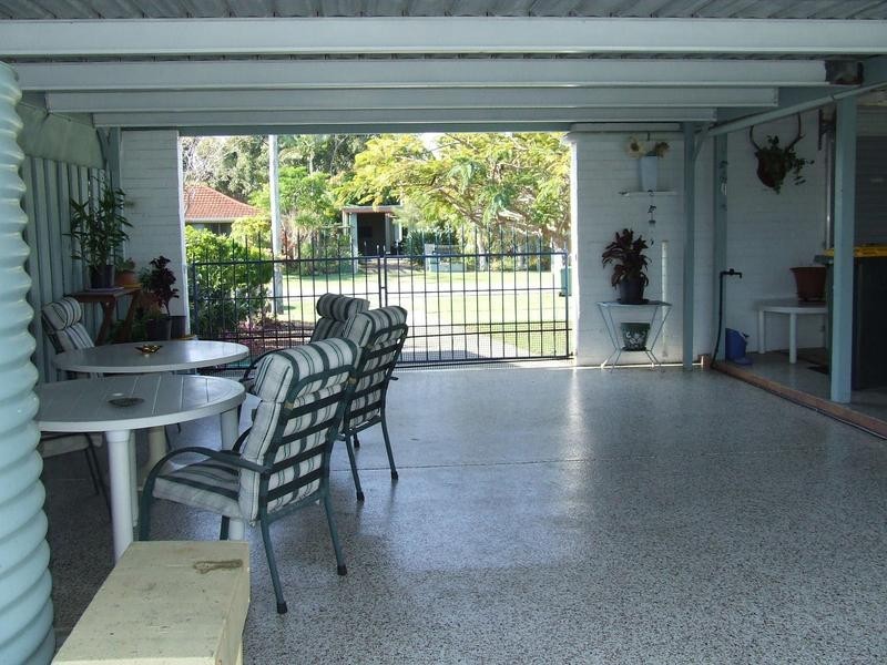 40 Ford, Bongaree QLD 4507